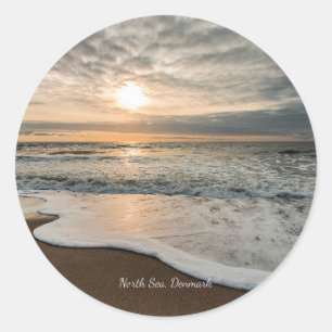 Noordzee, Denemarken schilderachtige zonsondergang Ronde Sticker