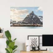 NoorNoorwegen Lofoten Vist de foto van het dorp Poster (Thuiskantoor)
