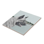 Noors Elkhound bij Village Painting - Dog Art Tegeltje (Zijkant)