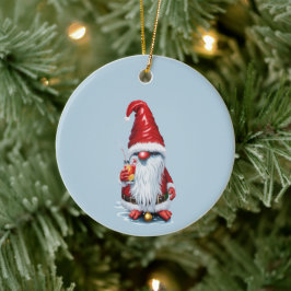 Noorse Kabouter met een Cranberry Sap Cocktail Keramisch Ornament