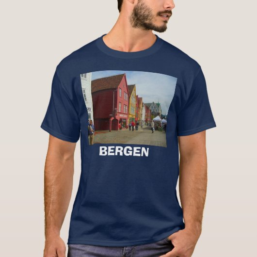 Noorwegen, Bergen, traditionele geschilde gebouwen T-shirt (Voorkant)