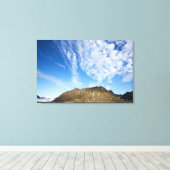Noorwegen, Svalbard, wolken boven steile kliffen Canvas Afdruk (Insitu (Houten vloer))