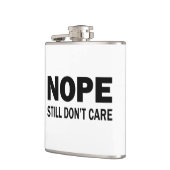 Nope geeft er nog steeds niets om heupfles (Links)