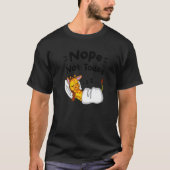 Nope Not Today Sarcastic Sayings Sleeping Giraffe  T-shirt (Voorkant)
