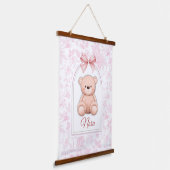 Nora | Aangepaste Roze Teddybeer Nursery Design Hangend Wandkleed (Gebogen)