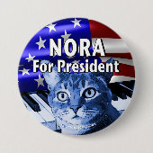 Nora voor President Button in blauw #3 (Voorkant)