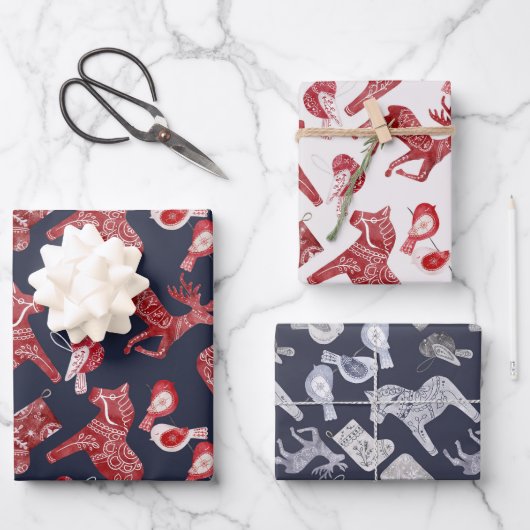 Nordic Dala Horse Moose Red Blue Kerstmis Inpakpapier Vel (Voorkant)