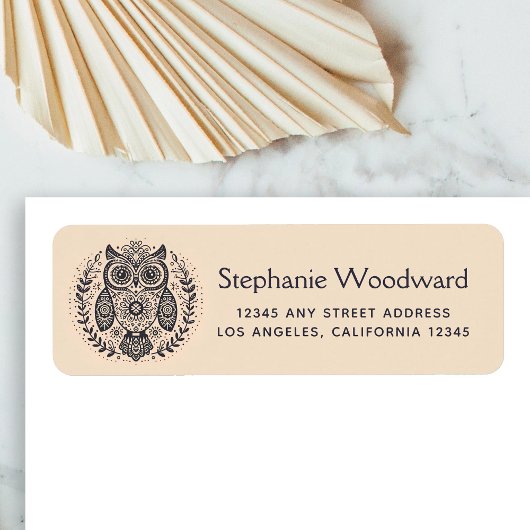 Nordic Folk Art Owl Black Beige Retouradres Etiket