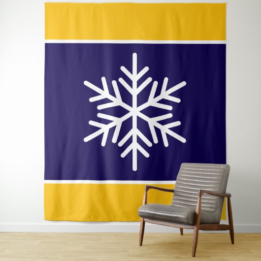 Nordic Navy Blue Yellow Stripes White Snowflake Wandkleed (In situ)