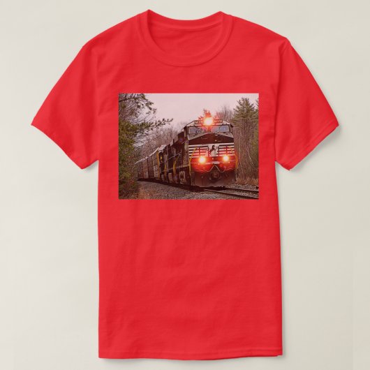 Norfolk Southern 7557 at Gardner T-shirt (Design voorkant)