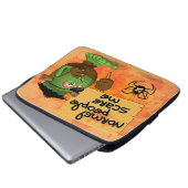 'Normal People Scare Me' Humoureuze Frankenstein Laptop Sleeve (Voorkant onderkant)