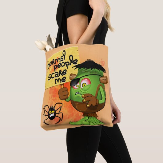 'Normal People Scare Me' Humoureuze Frankenstein Tote Bag (Dichtbij)
