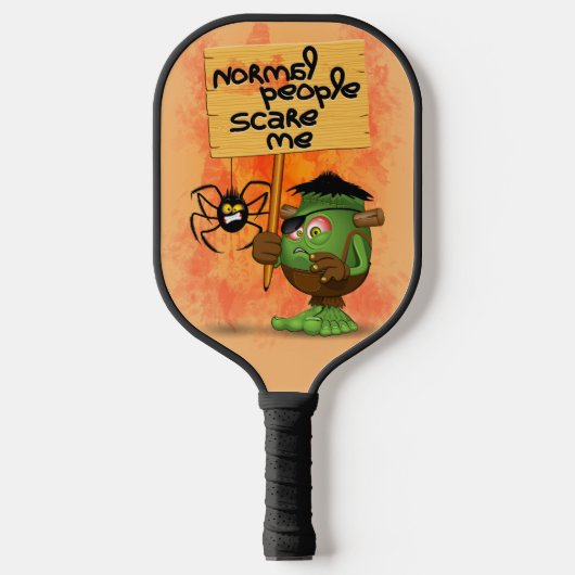'Normale mensen schrikken me' Frankenstein karakte Pickleball Paddle (Voorkant)