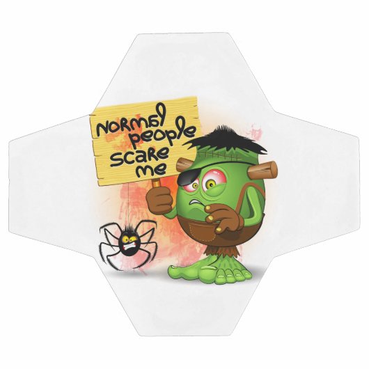 'Normale mensen schrikken me' Frankenstein karakte Voetbal (Enkel)