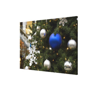 North America. kerstversieringen op boom. Canvas Afdruk