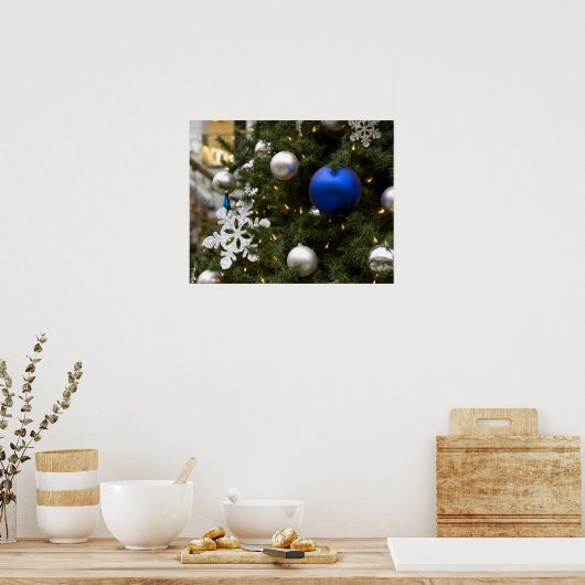 North America. kerstversieringen op boom. Poster (Keuken)