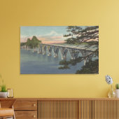 North Bend, Oregon - Coos Bay Bridge Uitzicht Canvas Afdruk (Insitu (Woonkamer))