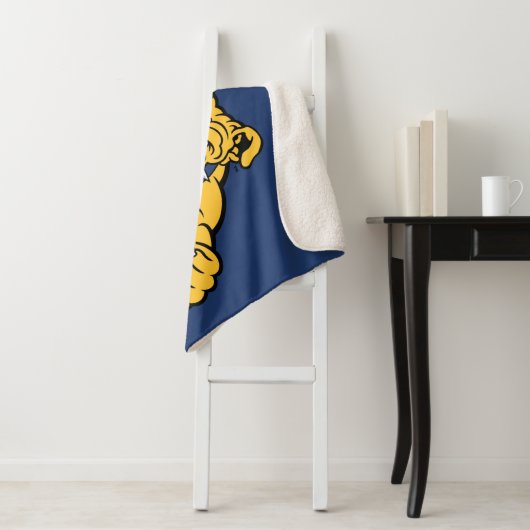 North Carolina A&T State University | Bulldog Sherpa Deken (In situ)