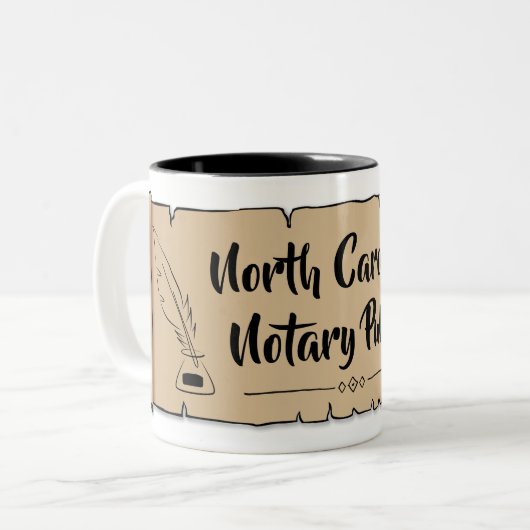 North Carolina Noteerbare Public Scroll Feather Qu Tweekleurige Koffiemok (Voorkant links)