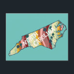 North Carolina staatskaart geïllustreerd vet kleur Briefkaart<br><div class="desc">Bekijk deze kleurrijke staatskaarttekening. Ga naar mijn winkel voor meer staten en meer overeenkomende objecten!</div>