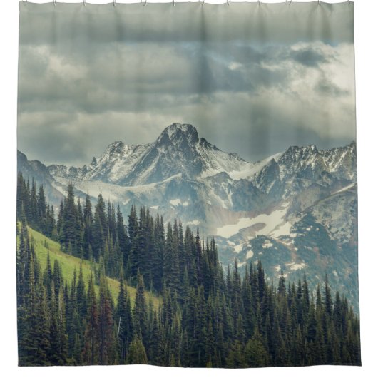 North Cascade: Majestic Mountain Peak. Douchegordijn (Voorkant)