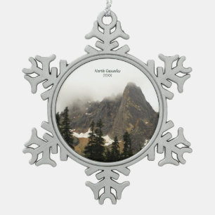 North Cascades Mountain Photo Tin Sneeuwvlok Ornament