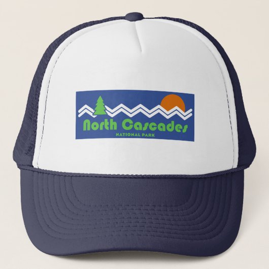 North Cascades National Park Retro Trucker Pet (Voorkant)