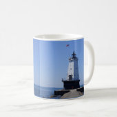 North Pierhead Lighthouse, Ludington, MI  Koffiemok (Voorkant rechts)