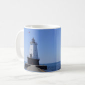 North Pierhead Lighthouse, Ludington, MI  Koffiemok (Voorkant links)