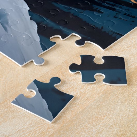 “Northern Sky Wanderer” – Snow Leopard Portrait Legpuzzel (Zijkant)