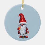 Norwegian Gnome Holding A Cranberry Juice Cocktail Keramisch Ornament (Voorkant)