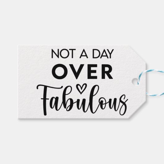 Not a Day Over Fabulous – Funny Birthday Quote Cadeaulabel (Voorkant (Horizontaal))