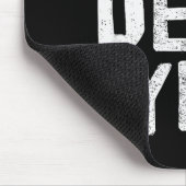 Not Dead Ye Funny Undead Zombie Veteran  Muismat (Hoek)