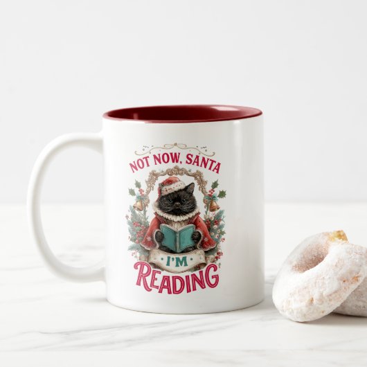 Not Now Santa I'm Reading  Tweekleurige Koffiemok (Met donut)