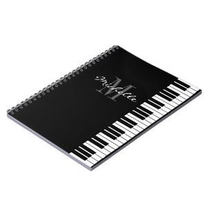 notebook met zwarte en witte pianosleutels notitieboek