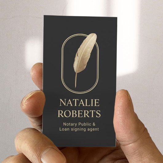 Noteerbare leningtekenaar Modern Gold Quill Logo Visitekaartje