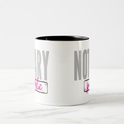 Noteerbare publieke Big Font Faded Black met Fuchs Tweekleurige Koffiemok (Center)