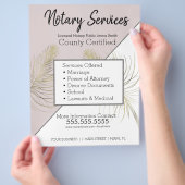 Noteerbare services roze Gold Business Flyer (Hand)