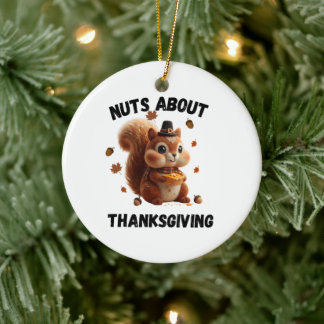 Noten over Taart – Knuffelachtige garen eekhoorn T Keramisch Ornament