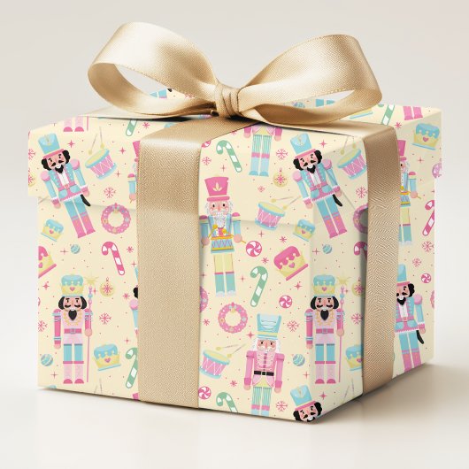 Notenkraker Geel Roze Blauw Kerst Feestdagen Cadeaupapier