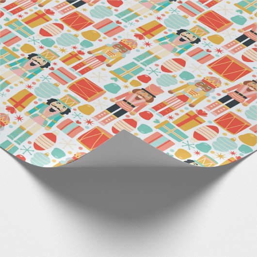 Notenkraker Kleurrijk Modern Kerstpatroon Cadeaupapier (Hoek)