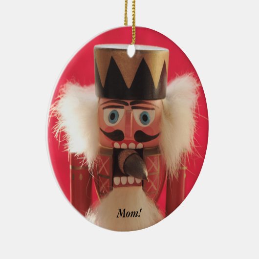 Notenkraker met eikel rond ornament (Rechts)