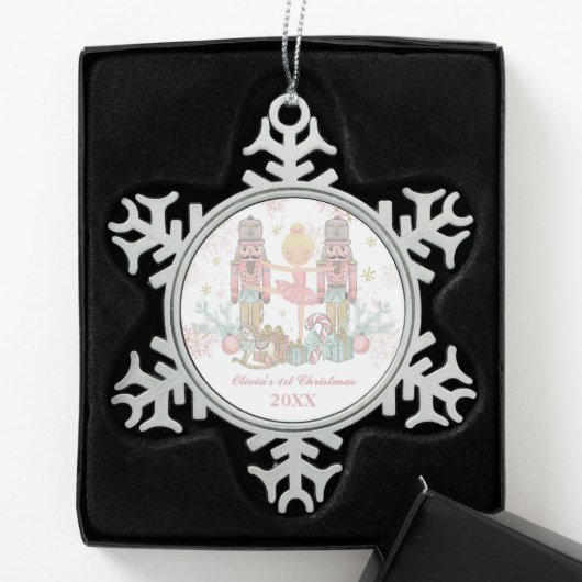 Notenkraker Pastel Roze Ballet Baby Eerste Kerst Tin Sneeuwvlok Ornament (Kistje)