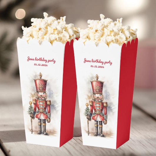 Notenkraker Red Magical Birthday Popcorn Bedankdoosjes