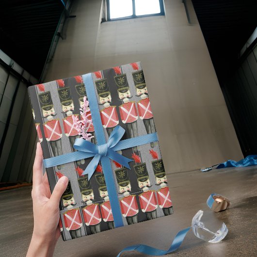 NOTENKRAKER ZWART EN GRIJZE CADEAUVERPAKKING CADEAUPAPIER