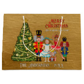 Notenkrakersfamilie van vijf grappige vrolijke ker groot cadeauzakje (Voorkant)