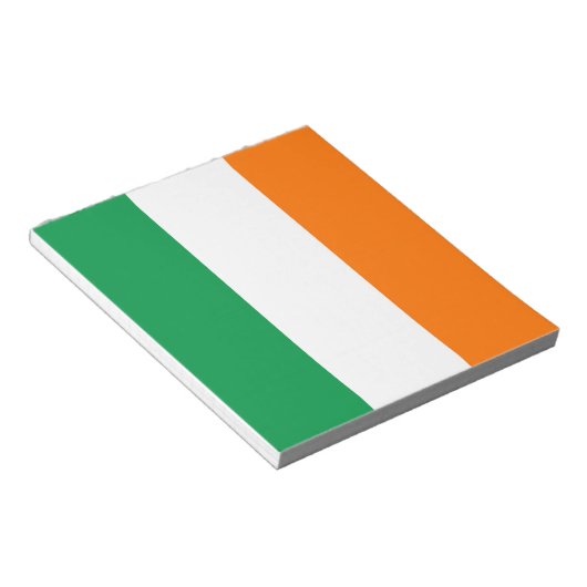 Notitieblok met Ierse vlag (Schuin)