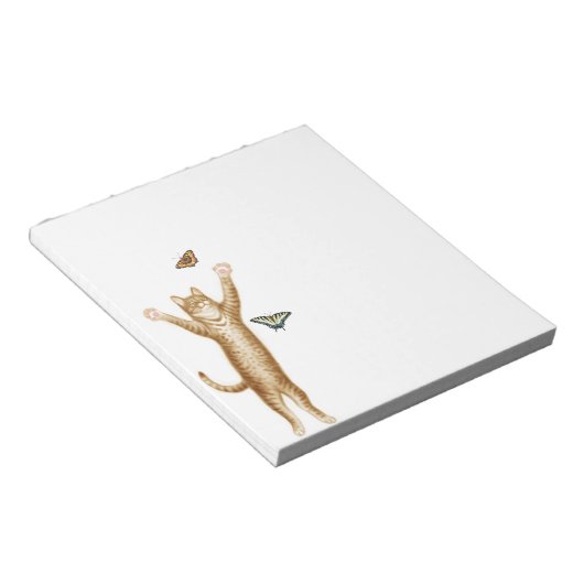 Notitieblok van het Kat van Tabby Chasing Butterfl (Schuin)