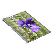 Notitieboek met zachte groene en Paarse bloem (Rechterzijde)