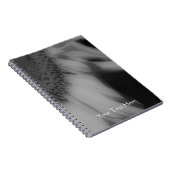 Notitieboek van zwarte en witte zonnebloempitten (Rechterzijde)